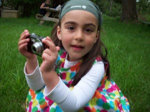 girl with camera